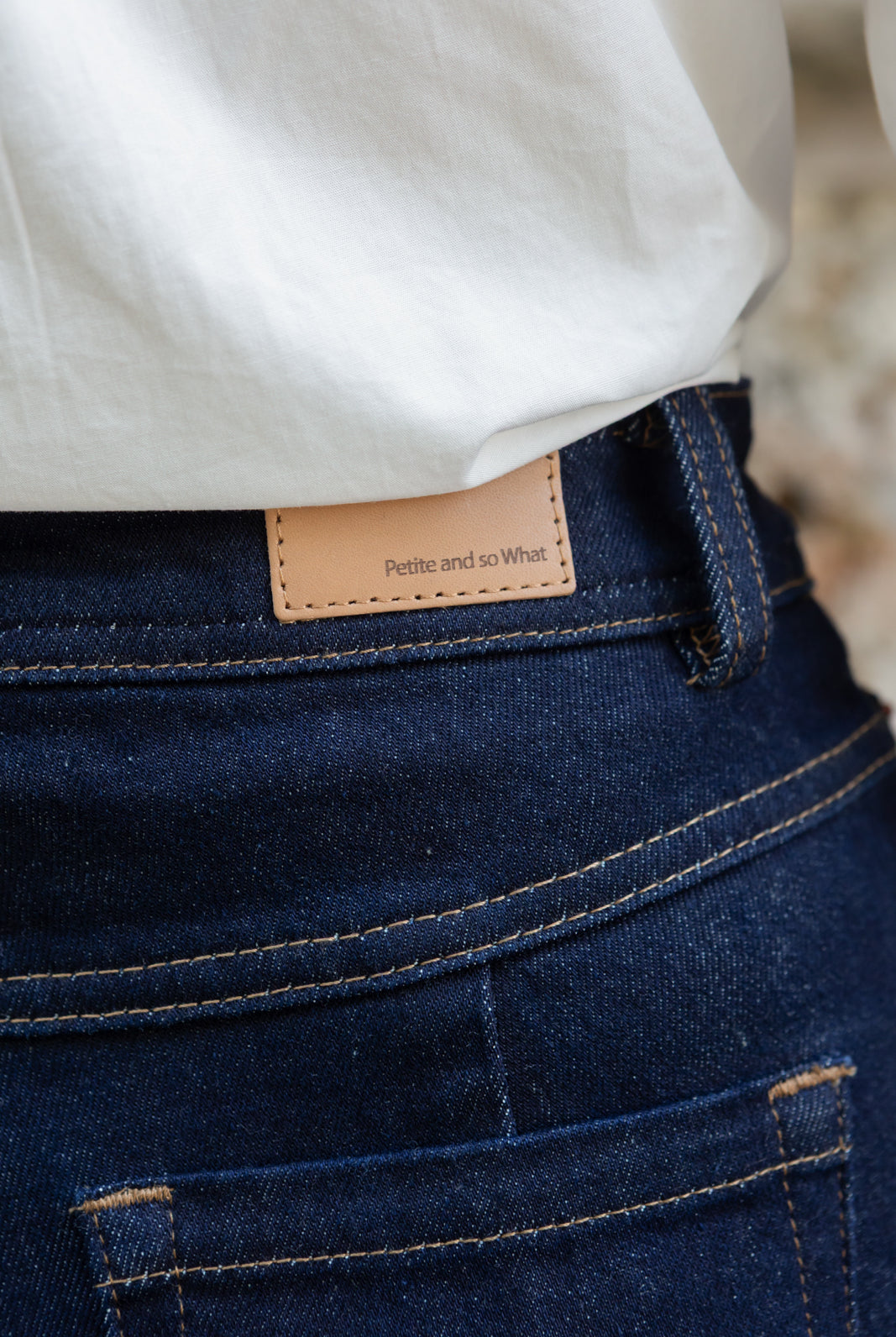 Petite-and-so-what-jean-flare-evase-femme-petite-indigo-ambre