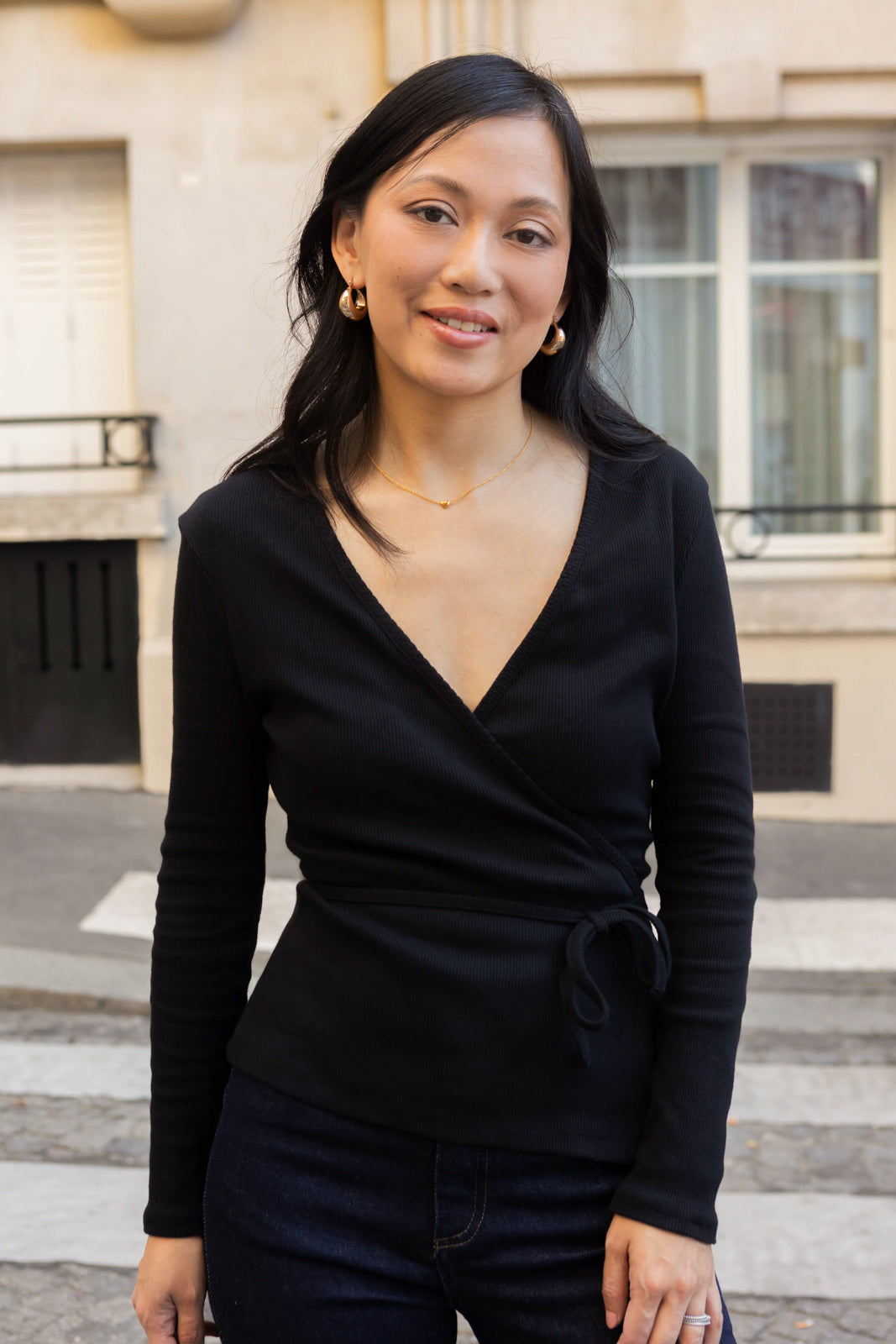 Petite-and-so-what-haut-cache-coeur-noir-maille-femme-petite-celia
