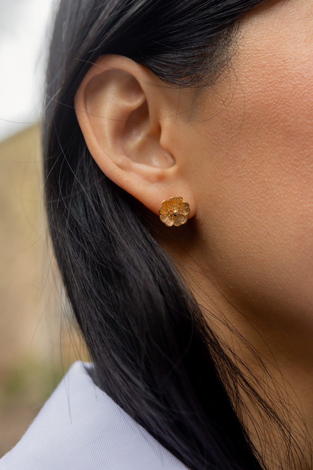 Petite-and-so-what-bijoux-or-fleur-boucle-oreille-femme-petite