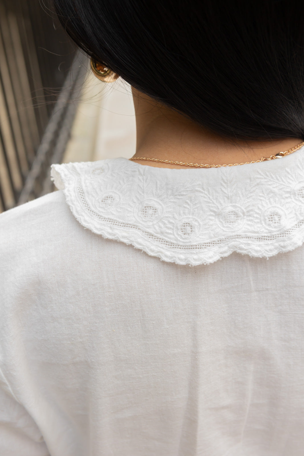 Petite-and-so-what-blouse-blanche-brodee-femme-petite-louise