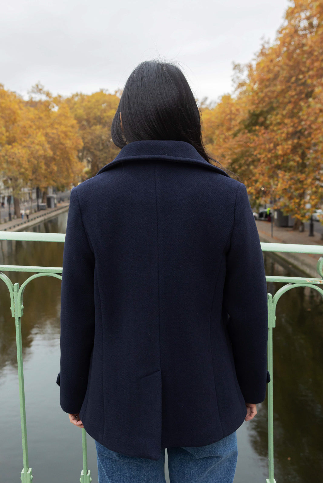 Petite-and-so-what-caban-marine-femme-petite