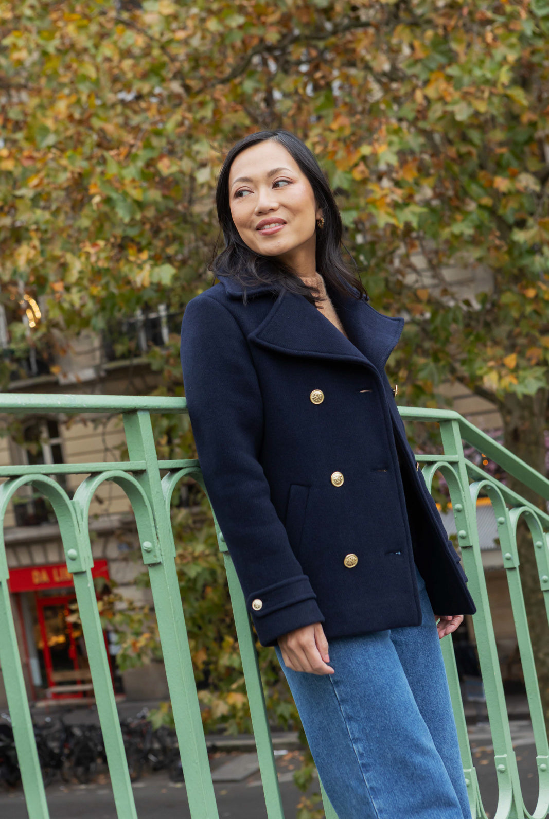 Petite-and-so-what-caban-marine-femme-petite