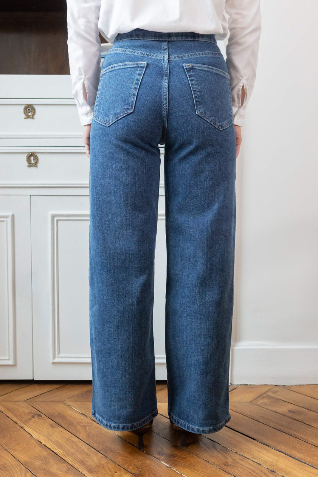 Petite-and-so-what-jean-femme-petite-large-boucle-argent-femme-petite