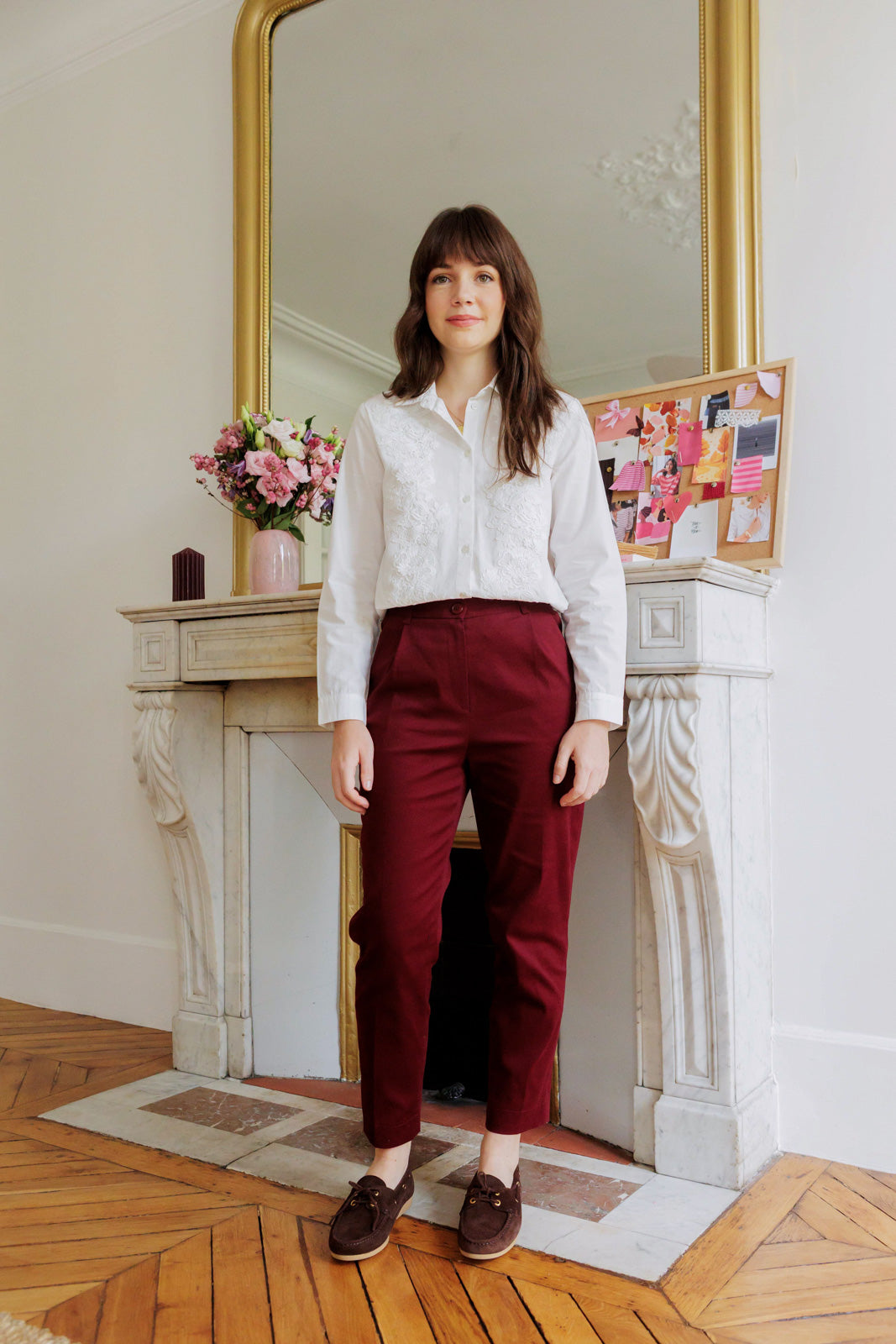 Petite-and-so-what-pantalon-chino-femme-petite-bordeaux-judy