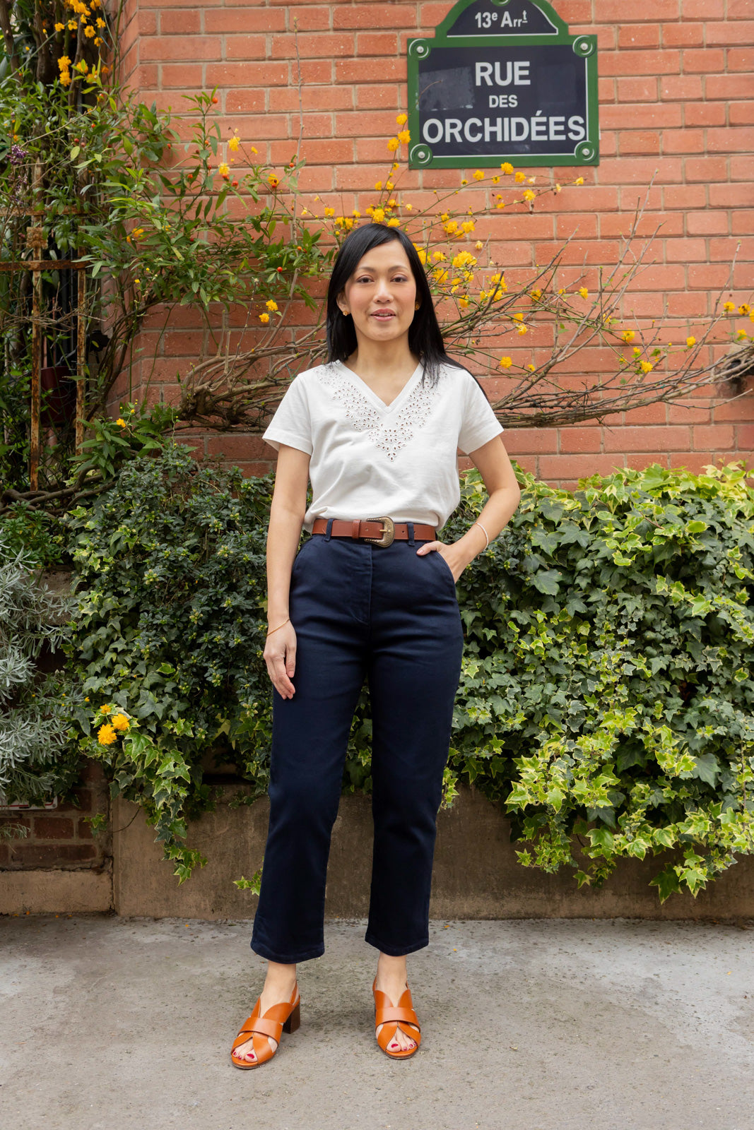 Petite-and-so-what-pantalon-droit-chino-bleu-marine-femme-petite-tess