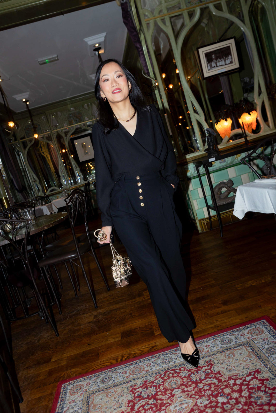 Petite-and-so-what-pantalon-droit-noir-chic-elegant-bouton-dore-femme-petite-avril