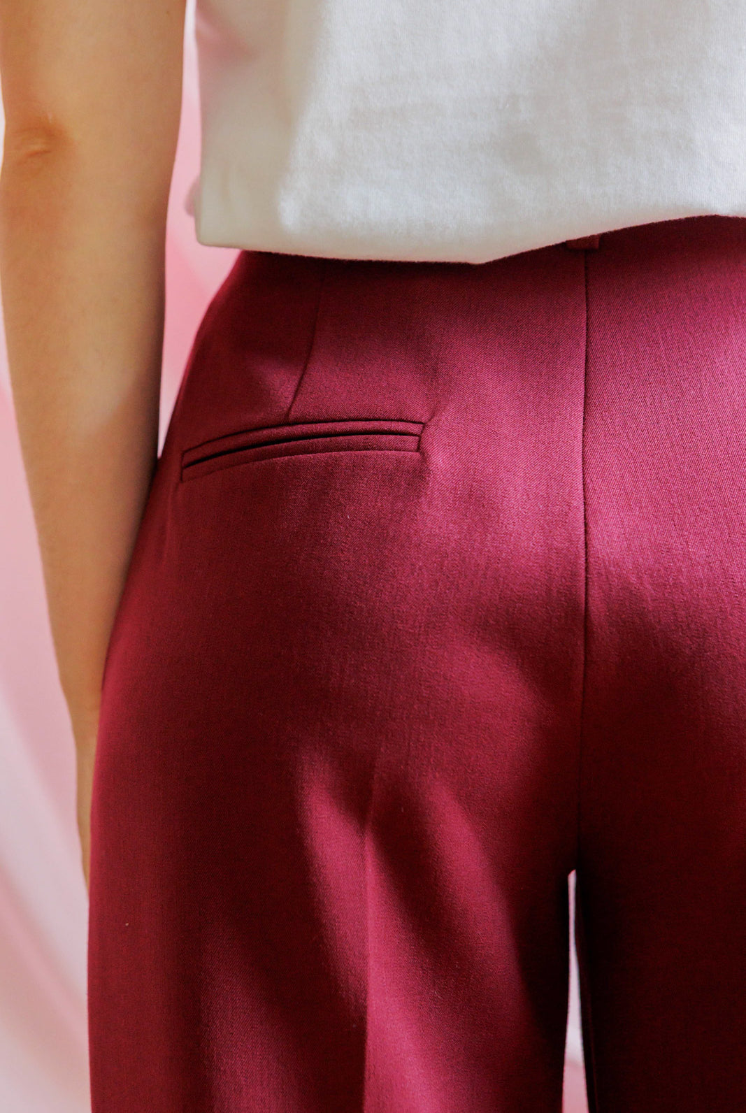 Petite-and-so-what-pantalon-large-fluide-femme-petite-bordeaux-lucy