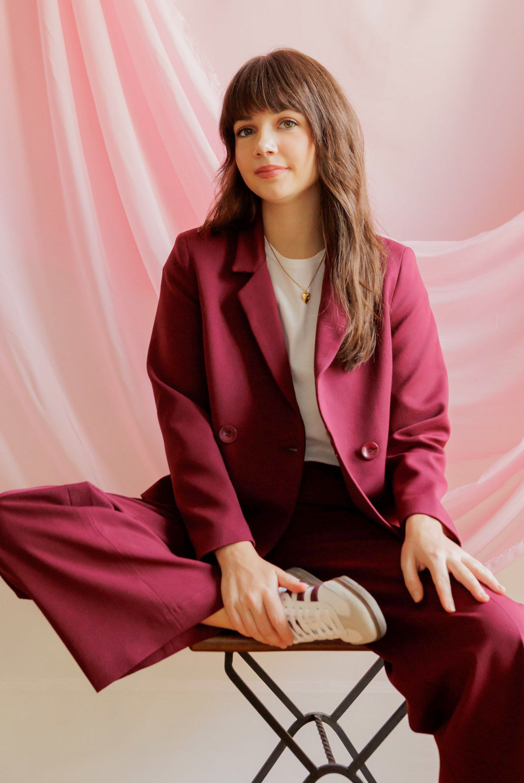 Petite-and-so-what-pantalon-large-fluide-femme-petite-bordeaux-lucy