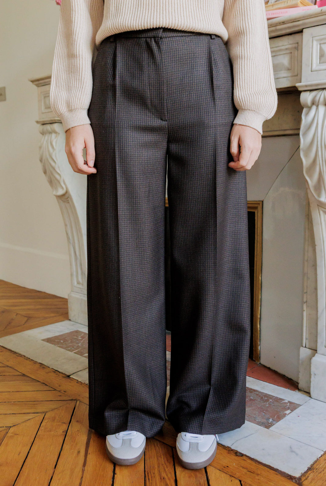 Petite-and-so-what-pantalon-large-fluide-femme-petite-marron-chocolat-carreaux-lucy