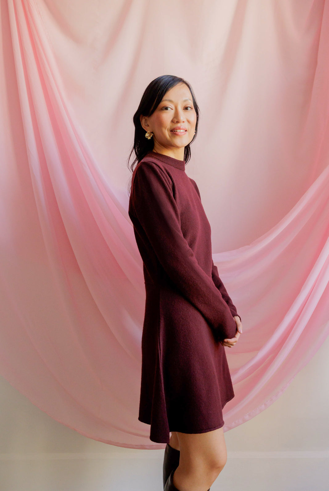 Petite-and-so-what-robe-maille-courte-femme-petite-bordeaux-emmanuelle
