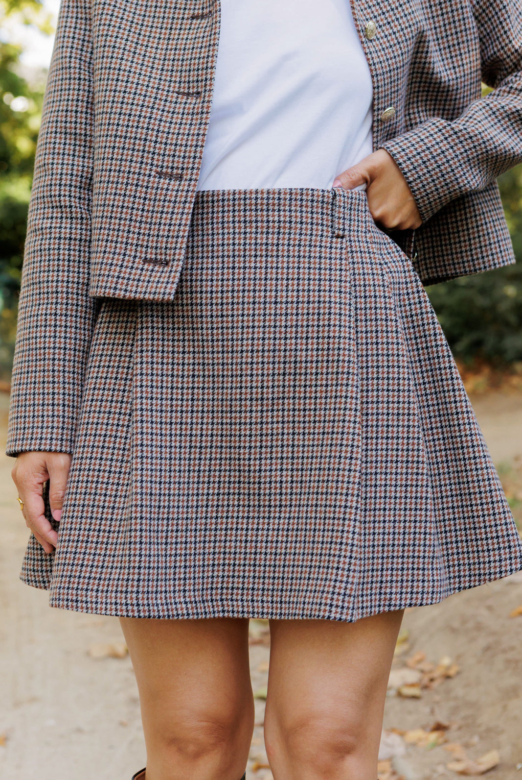 petite-so-what-short-pleated-wool-checkered-skirt-made-in-france-women's-petite-clemence