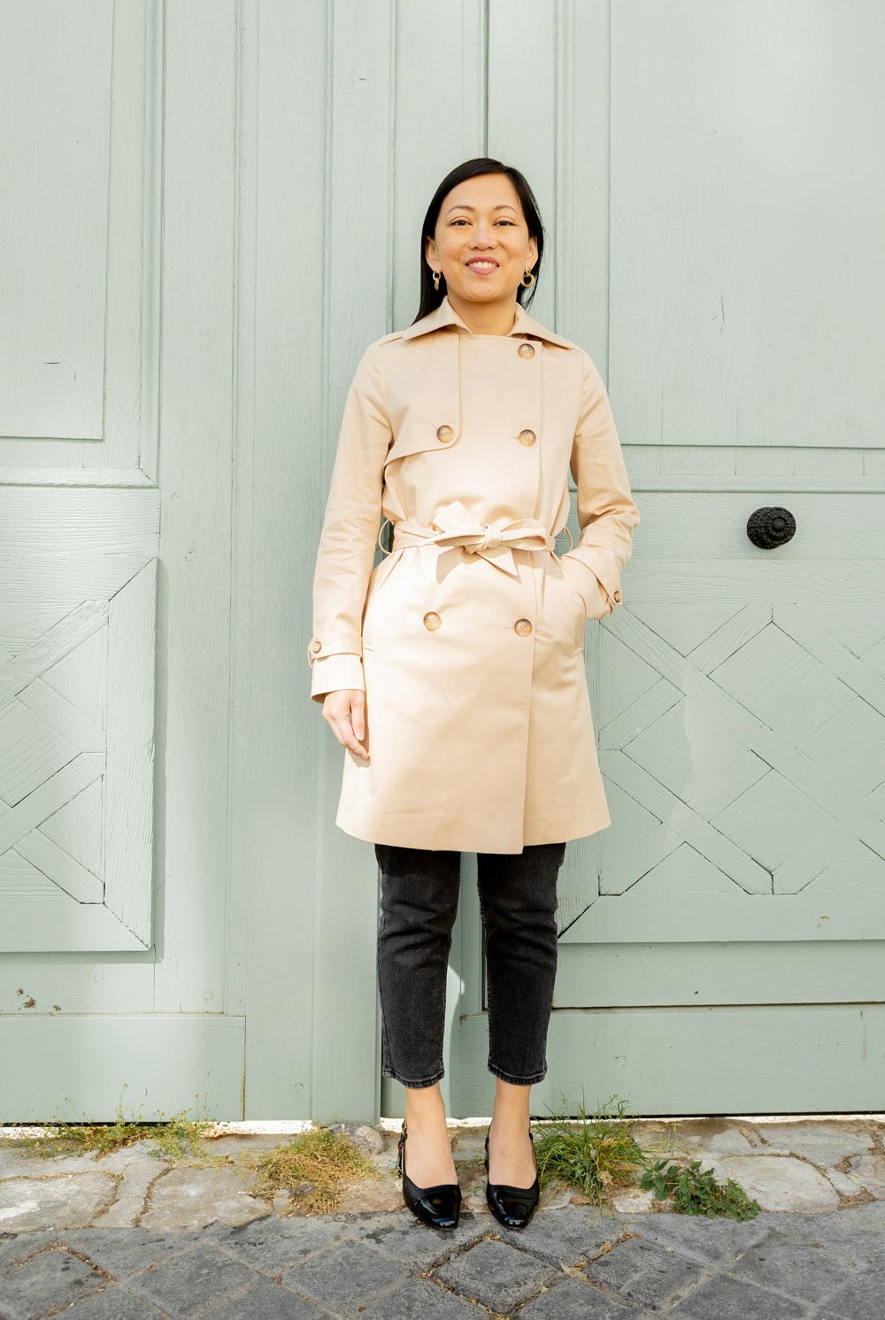 Petite-and-so-what-trench-femme-petite-beige-court-essentiel