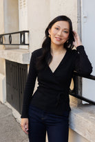Petite-and-so-what-haut-cache-coeur-noir-maille-femme-petite-celia