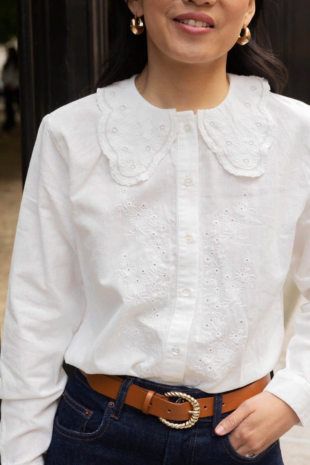 Petite-and-so-what-blouse-blanche-brodee-femme-petite-louise
