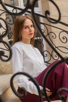 Petite-and-so-what-blouse-chemise-blanche-femme-petite-broderie-dentelle-louise