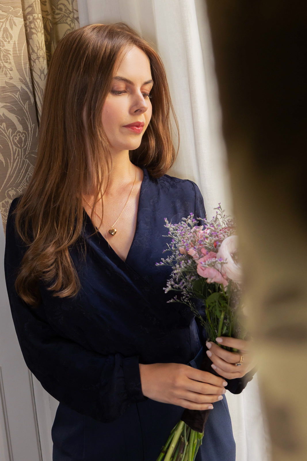 Petite-and-so-what-blouse-femme-petite-cache-coeur-bleu-marine-estelle