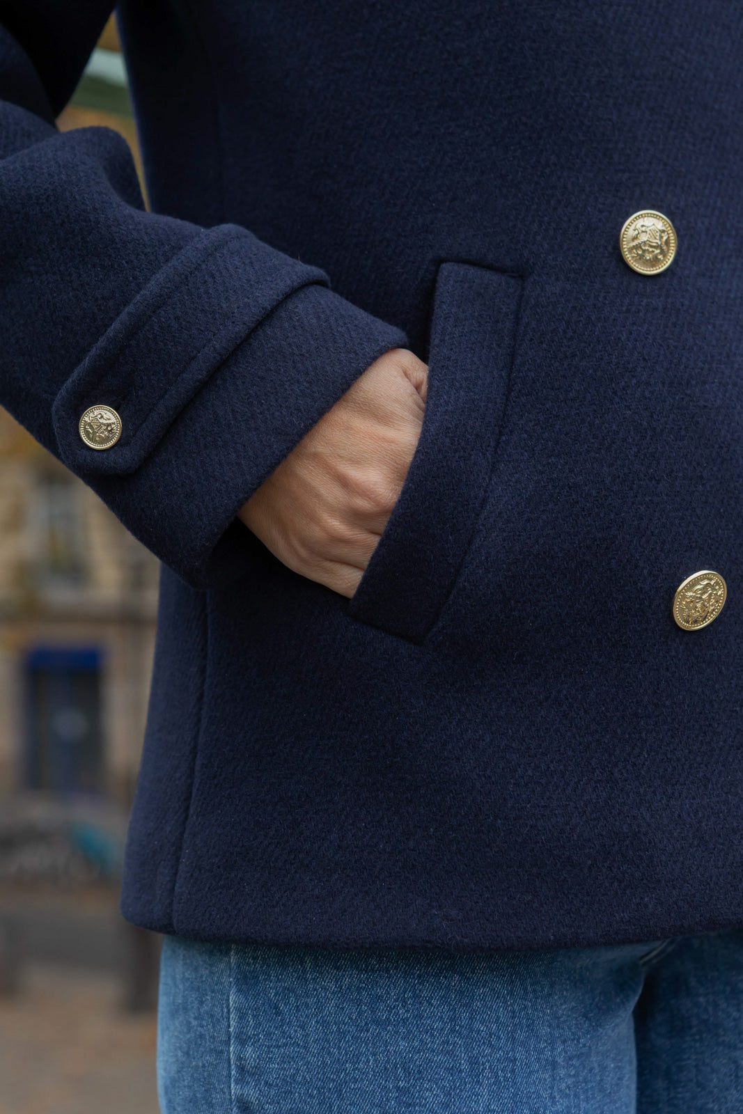 Petite-and-so-what-caban-marine-femme-petite