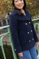 Petite-and-so-what-caban-marine-femme-petite