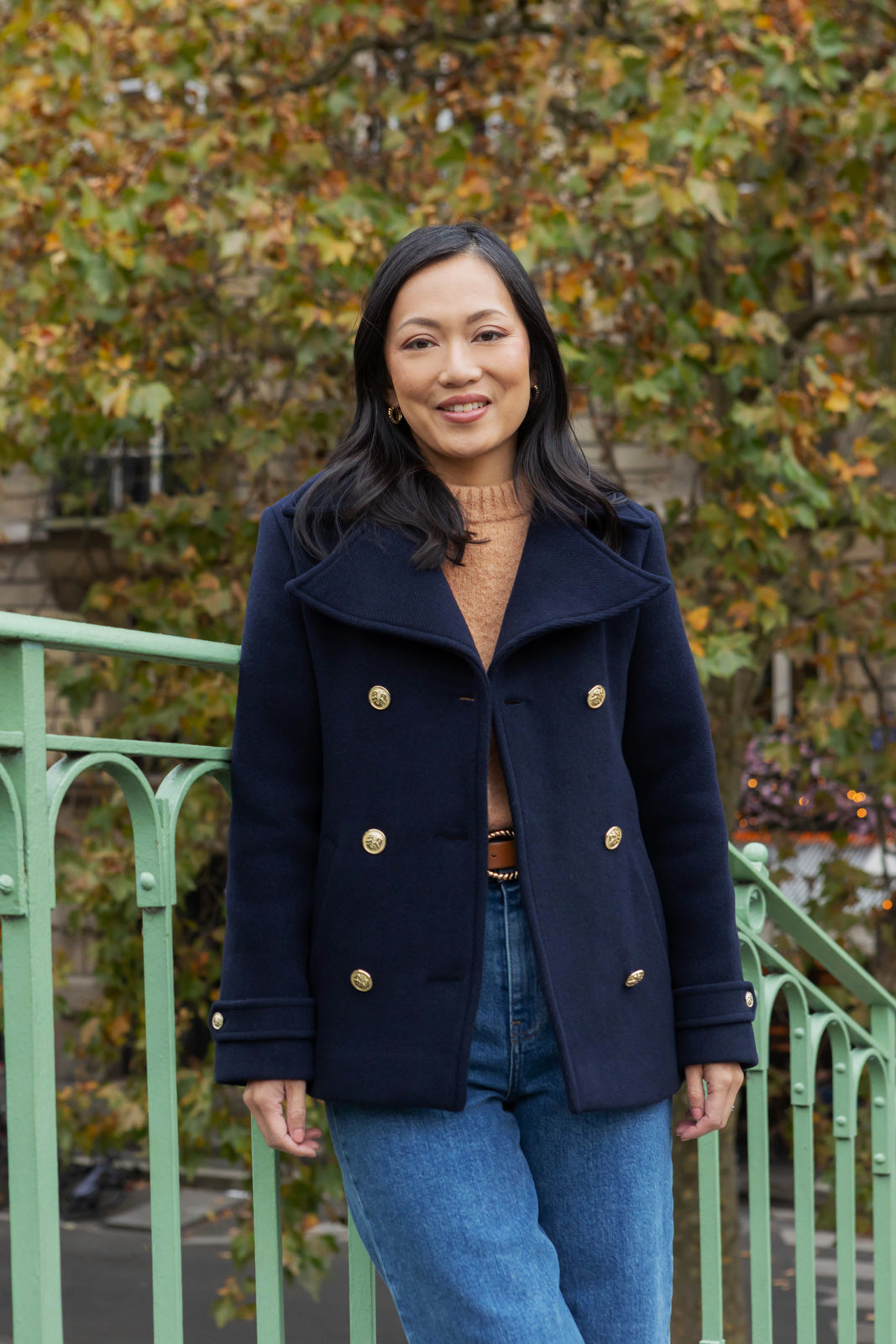 Petite-and-so-what-caban-marine-femme-petite