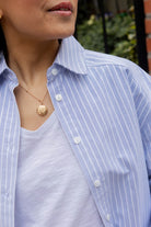 Petite-and-so-what-chemise-oversizve-rayure-bleu-femme-petite-sibylle