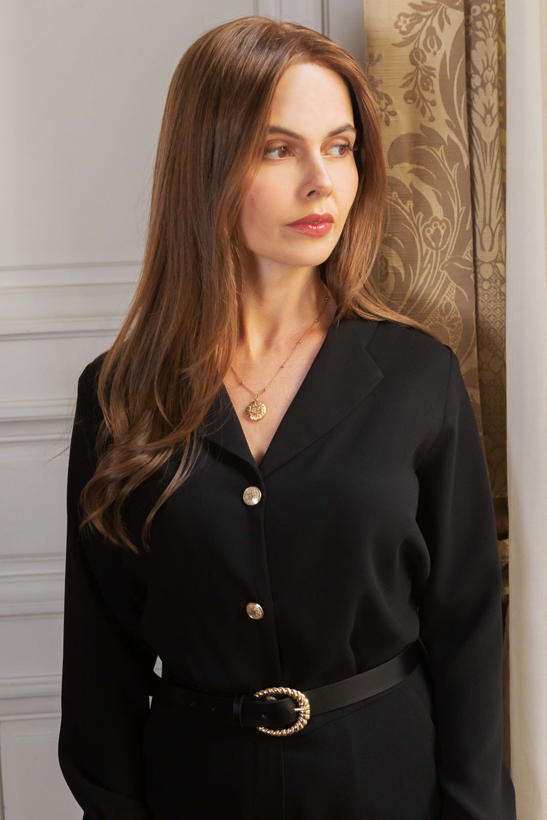 Petite-and-so-what-combinaison-noir-femme-petite-elegante-julia