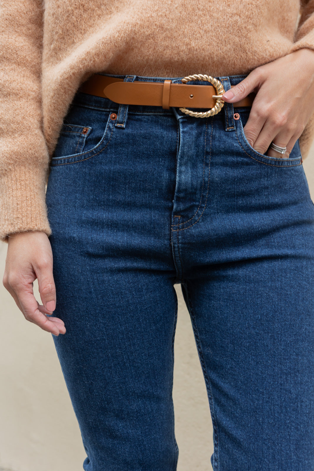 Petite -and-so-what-jean-mom-bleu-femme- petite -alice