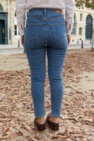 Petite-and-so-what-jean-skinny-bleu-femme-petite