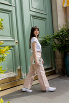 Petite-and-so-what-jean-wide-large-femme-petite-rose-pauline