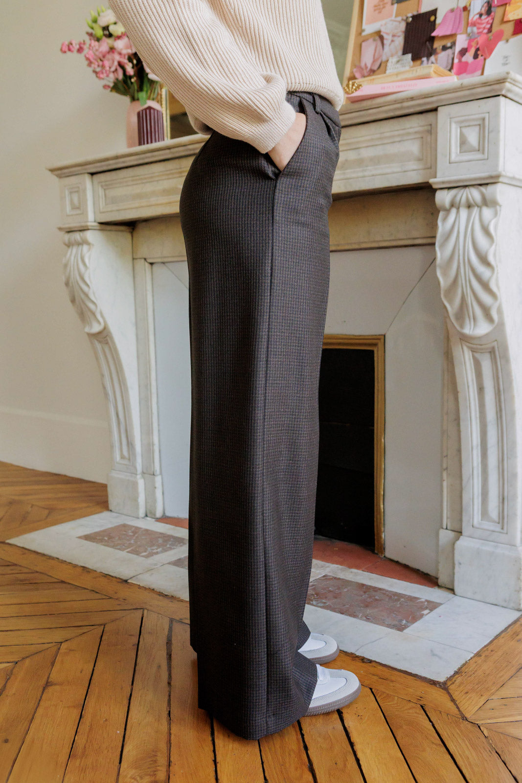 Petite-and-so-what-pantalon-large-fluide-femme-petite-marron-chocolat-carreaux-lucy