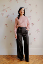 Petite-and-so-what-pantalon-large-fluide-raye-marron-femme-petite-lucy