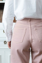 Petite-and-so-what-pantalon-wide-leg-large-femme-petite-rose-pauline