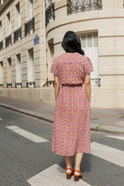 Petite-and-so-what-robe-fleuri-violet-longue-femme-petite-giada