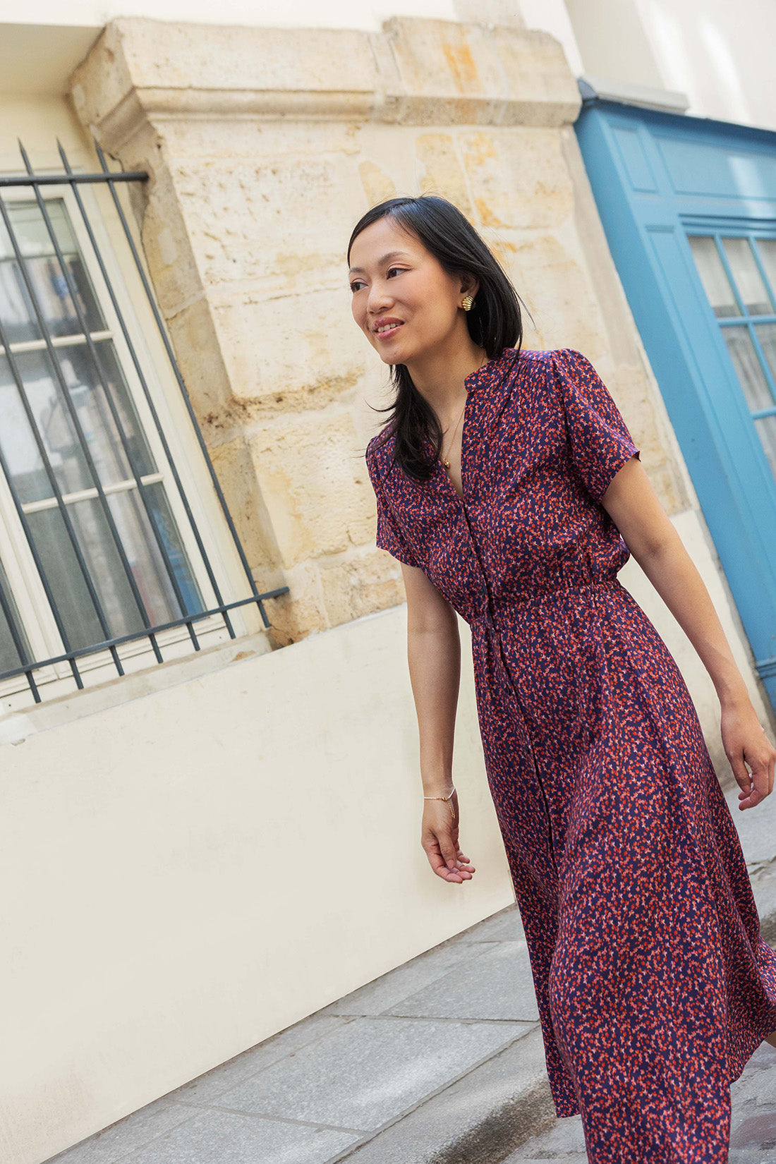 Petite-and-so-what-robe-floral-motif-midi-femme-petite