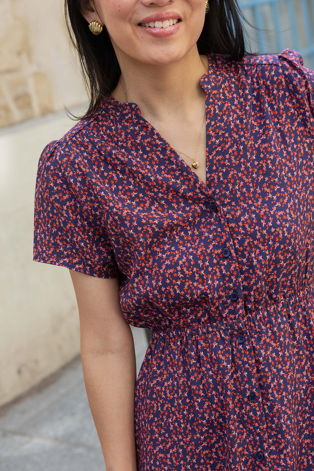 Petite-and-so-what-robe-floral-motif-midi-femme-petite