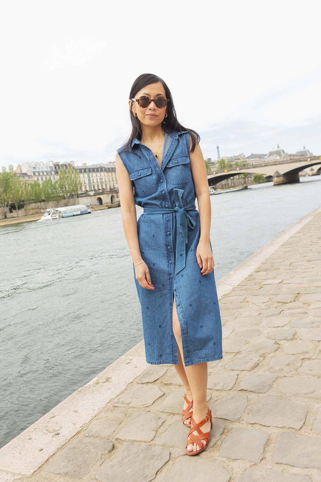 Petite-and-so-what-robe-jean-sans-manche-femme-petite-maren