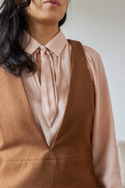 Petite-and-so-what-robe-chasuble-marron-automne-femme-petite