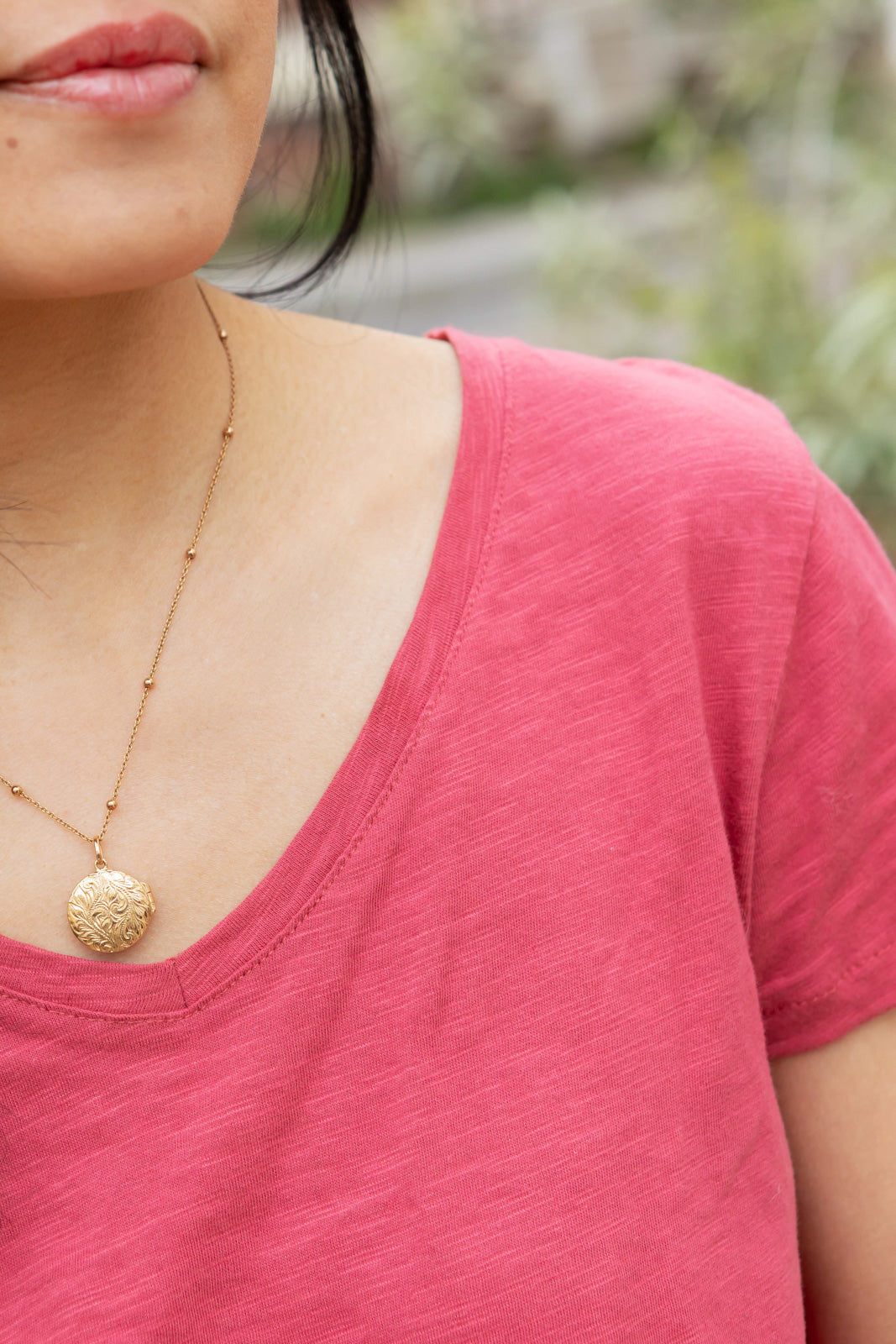 Petite-and-so-what-tee-shirt-rose-femme-petite-col-v-simone