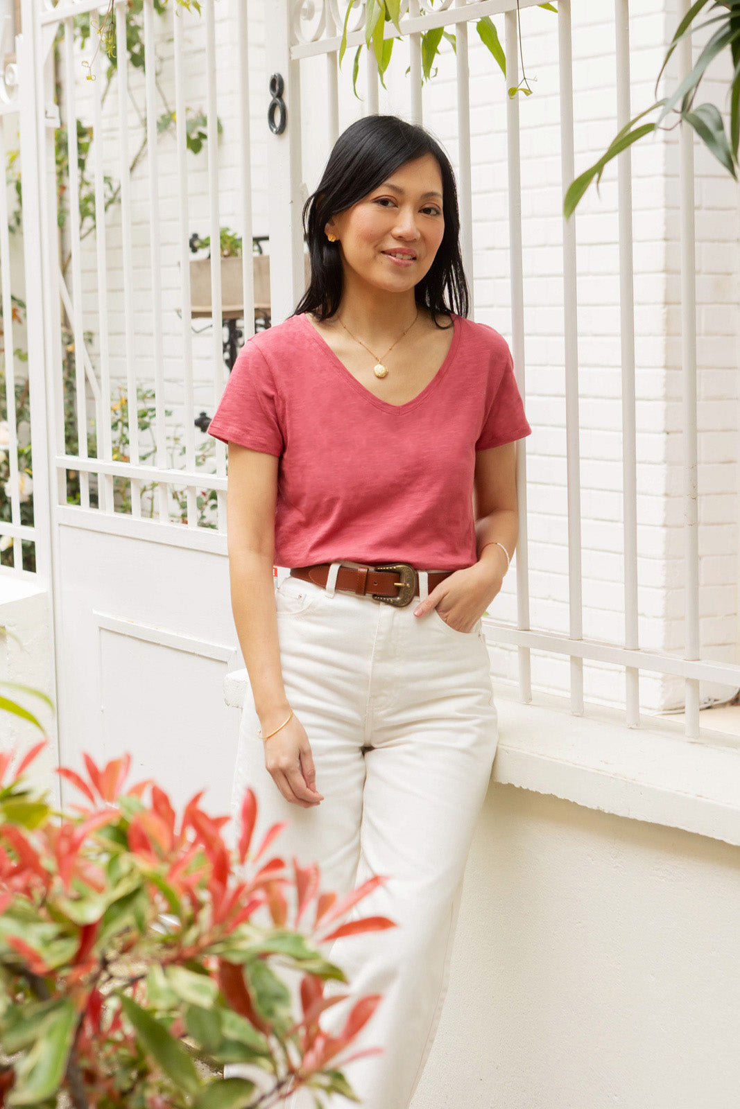 Petite-and-so-what-tee-shirt-rose-femme-petite-col-v-simone